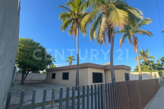 CASA EN VENTA EN COL. LOS OLIVOS