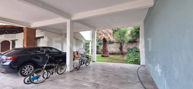 Terreno, con Construcción en Venta en Tepotzotlán, Estado de México.