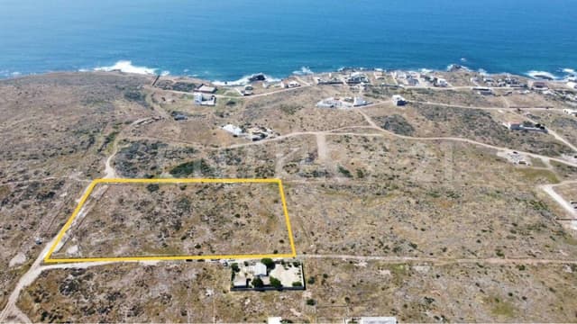 TERRENO EN VENTA, URSULO GALVAN, ENSENADA, B.C.