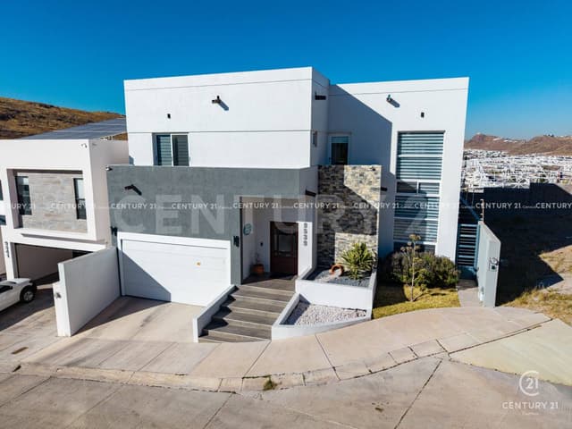 CASA EN VENTA EN FRACCIONAMIENTO ASTURIAS RESIDENCIAL EN CHIHUAHUA, CHIH.