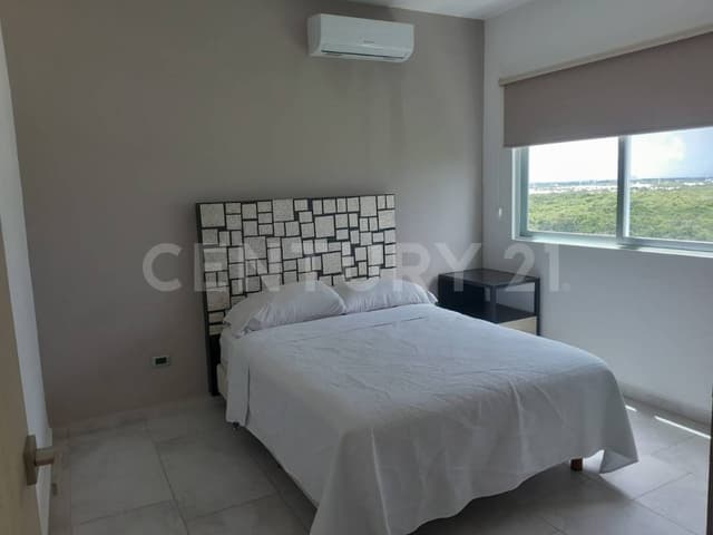 Departamento en Venta de 3 Recamaras en Prolongación La Luna, Cancún C3897