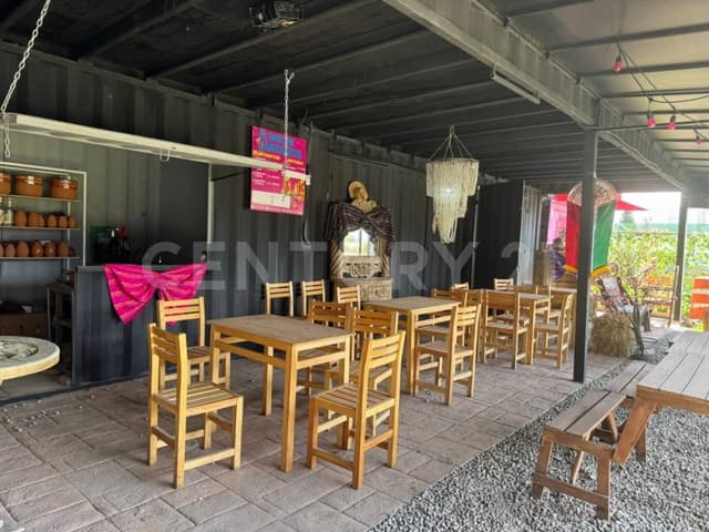 RENTA DE LOCAL EN METEPEC, PLAZA CONTAINER