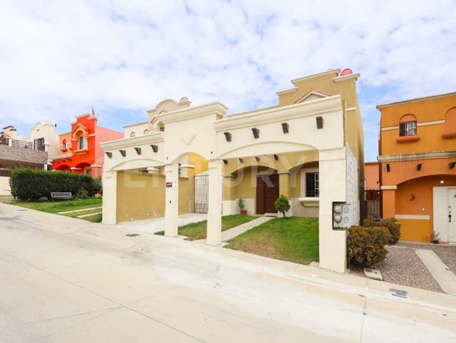Casa en Venta en Urbi Quinta del Cedro