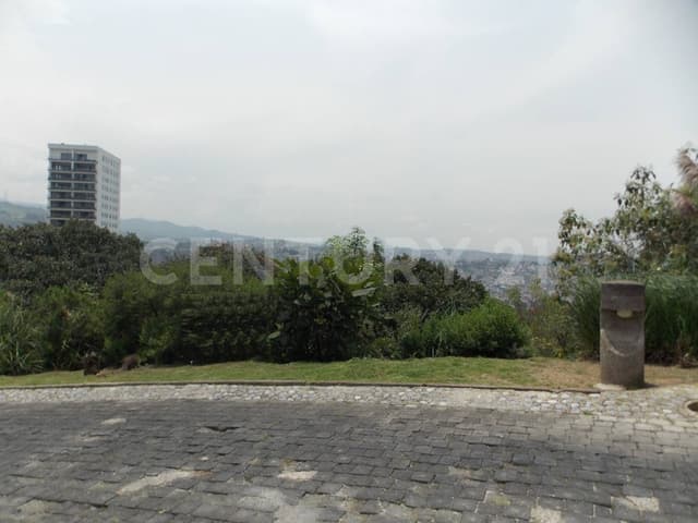 Terreno en venta en Bosque Real, Huixquilucan Edo. Méx.