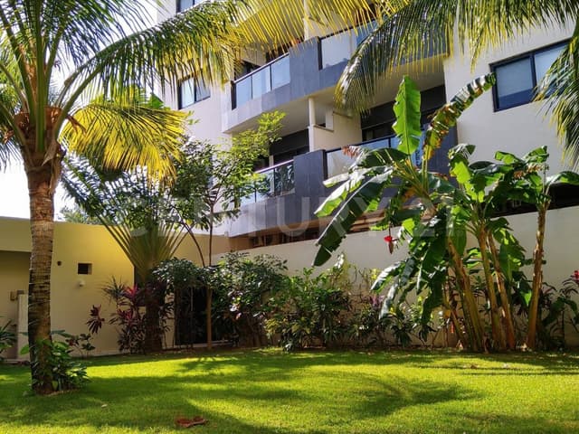 Departamento en Venta en condominio TRES SOLES, Sm 12, Cancún centro DH3825