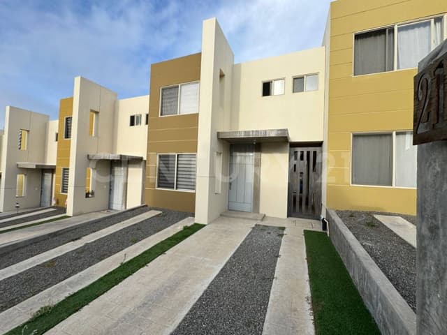 CASA EN RENTA, EL SAUZAL, ENSENADA B.C.