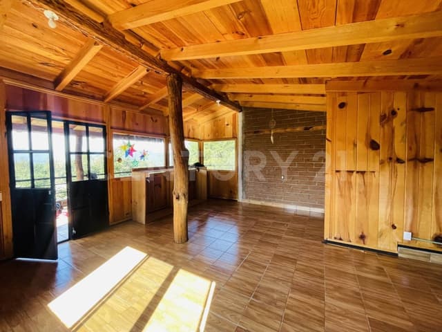 CASA EN RENTA EN VALLE DE BRAVO, CERCA DE ACATITLÁN