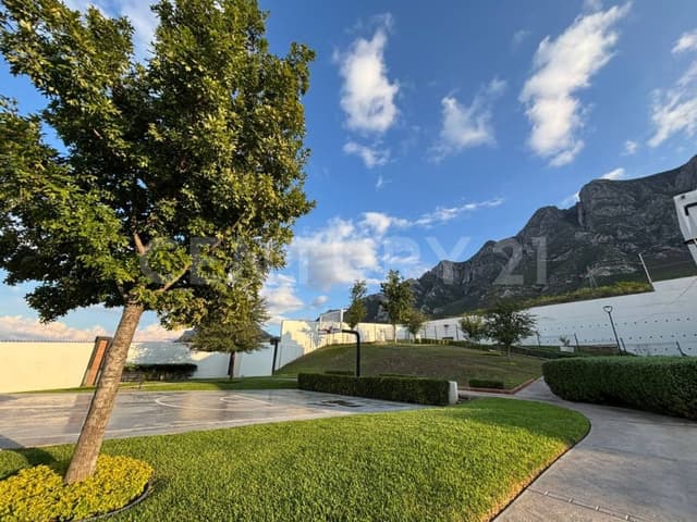 CASA EN RENTA | REAL DEL VALLE | SANTA CATARINA, NL | AMUEBLADA