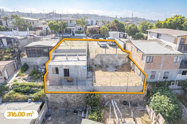 TERRENO EN VENTA CON TITULO DE PROPIEDAD EN COLONIA CAMINO VERDE, TIJUANA BC