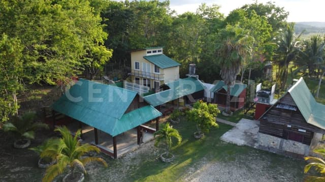 Terreno con Cabañas en Venta en Miguel Colorado, Champotón, Campeche