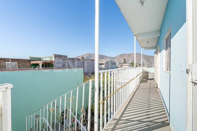 VENTA DE CASA DE 4 RECAMARAS EN COLONIA EJIDO FRANCISCO VILLA, TIJUANA BC