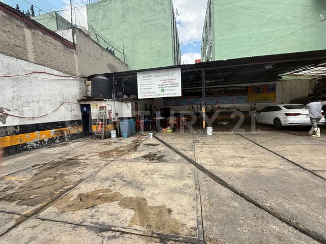 Terreno en Venta en Colonia Doctores en esquina