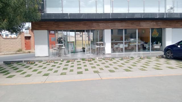 Renta de local en Plaza Punta de Tequila