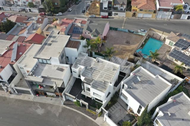 CASA EN VENTA EN LOMA DORADA, TIJUANA BAJA CALIFORNIA.