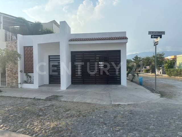 : Casa en RENTA en esquina en la COMARCA, Villa de Álvarez, Colima.