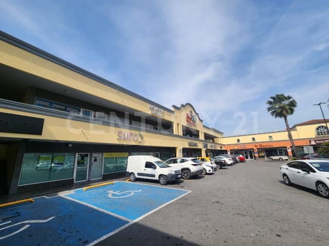 LOCAL EN RENTA PLAZA COMERCIAL EN LINDAVISTA, GUADALUPE N.L.