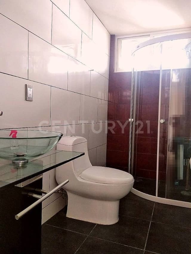 CASA EN VENTA EN JARDINES DE CUERNAVACA, MORELOS