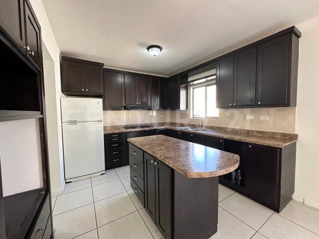 Casa en Renta Fracc. Baleares Las Sendas, Chihuahua