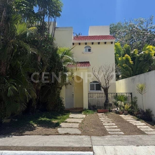 Casa en esquina en venta Residencial Toscana DH3925