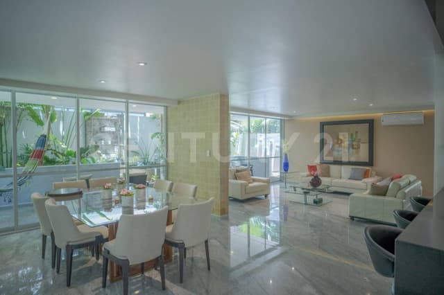 Lujosa casa en senderos de Mayakoba