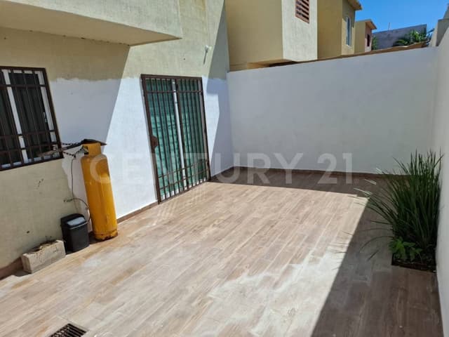 CASA EN VENTA EN PRIVADA STANZA TOSCANA CULIACAN SINALOA