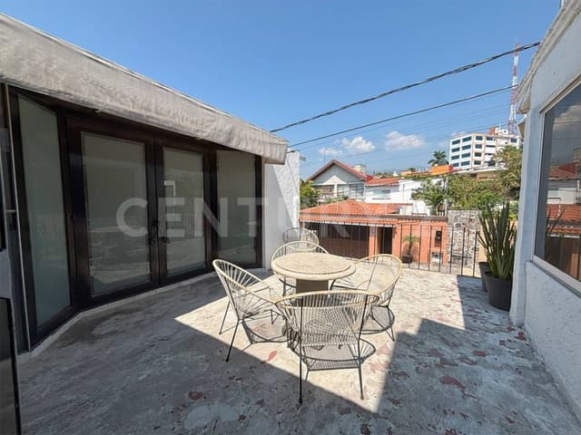 CASA CON LOFTS PARA RENTAR EN LOMAS DE CORTES, CUERNAVACA,