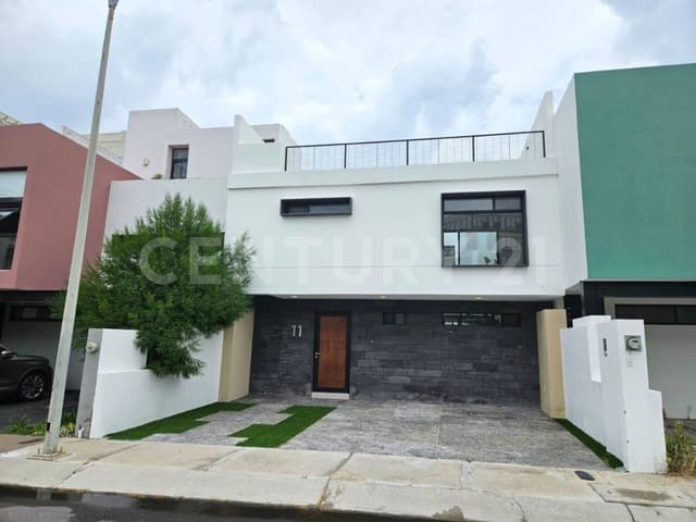 Casa en Venta en Fraccionamiento Zibatá, El Marqués, Querétaro
