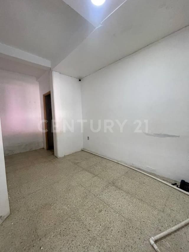 SE RENTA LOCAL EN LA COLONIA REFORMA IDEAL PARA OFICINAS, DESPACHO, LABORATORIOS