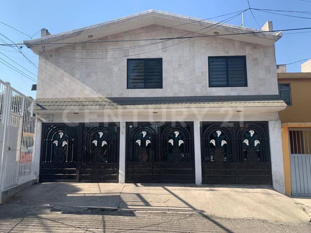 Casa en Venta en Bulevares de San Cristóbal, Ecatepec