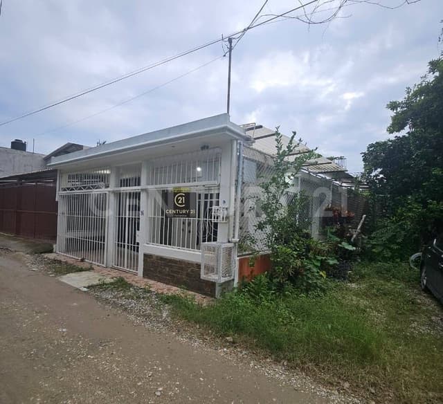 CASA EN VENTA EN RA. ANACLETO CANANBAL, VILLAHERMOSA, TABASCO.