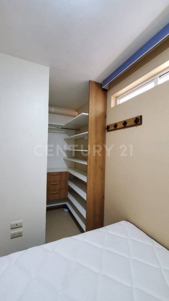 Venta de Casa de estudiantes en Puebla, cerca de la UVM-Cholula.