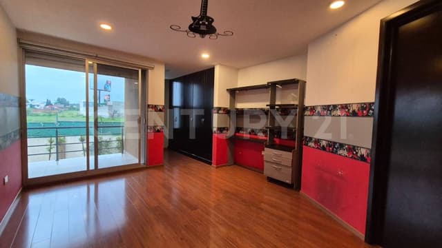 CASA EN VENTA EN CAMPESTRE MORILLOTLA CON ALBERCA Y GYM!! JARDIN ENORME!