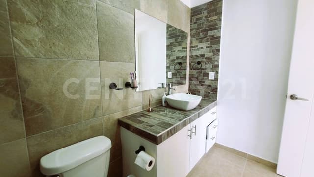 Se vende departamento a 500m del mar en Playa del Carmen P4341