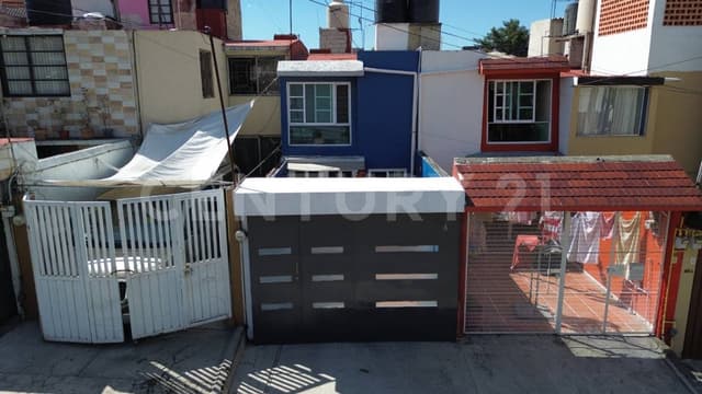 Casa en venta en zona céntrica de Cuautitlán Izcalli / Ubicación privilegiada