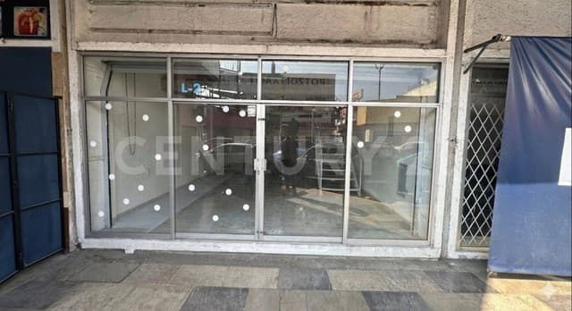 Local en renta en Plaza comercial