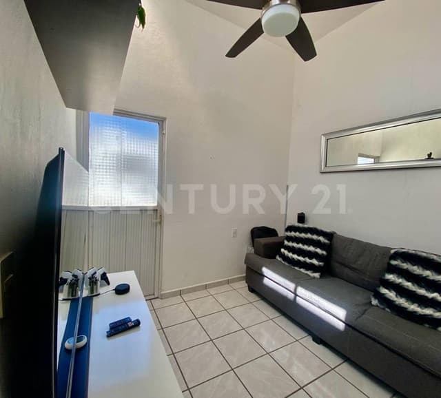 Casa en venta en Fraccionamiento Tres Pinos en Tlaquepaque Jal.