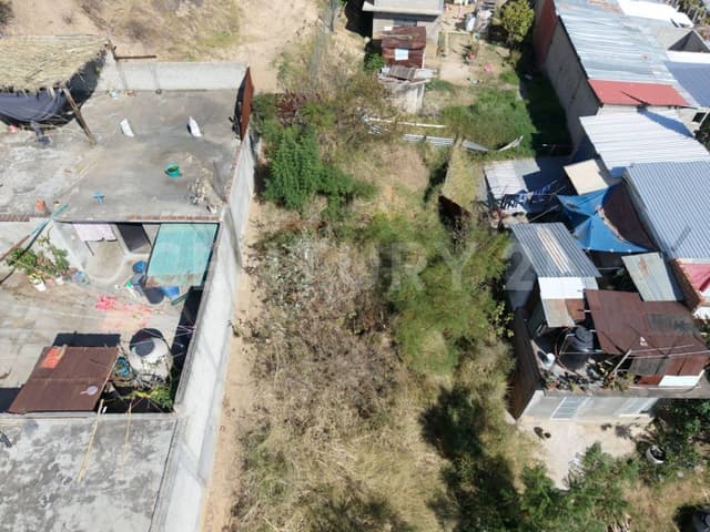 SE VENDE TERRENO EN LOMA LINDA, CERCA DEL OXXO DE CALLE VENECIA