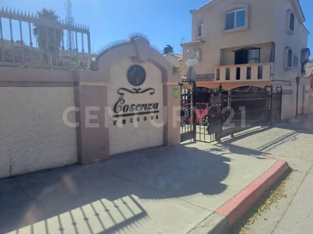 RCV-1472 CASA EN VENTA FRACC SANTA FE, 3 REÉCAMARAS