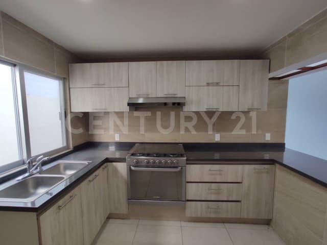 Casa en Venta en Campestre San Juan, San Juan del Río, Querétaro.