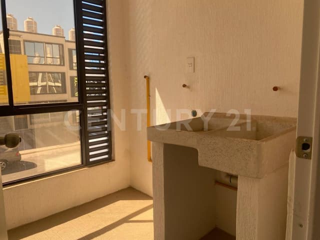 Departamento En Venta En Fraccionamiento Las Orquídeas, Tlajomulco.