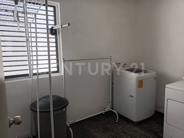 CASA EN VENTA EN COL. ARBOLADA 3 SECTOR EN APODACA, N.L.