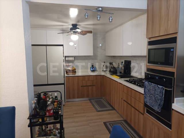 Casa en venta en Hacienda Cruztitla I, Coacalco, Mex.