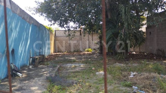 TERRENO EN VENTA EN ZONA COMERCIAL EN PLAYA DEL CARMEN