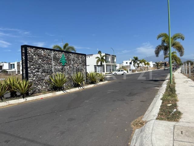 Terreno Habitacional en Venta en Fraccionamiento Real de San Jorge