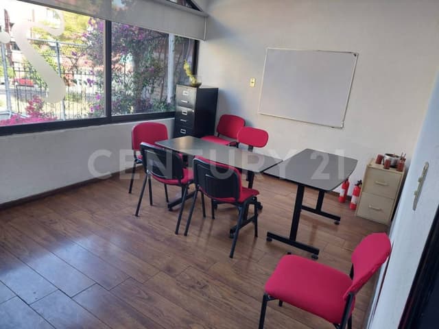 Se renta cuarto en Colina del Sur.