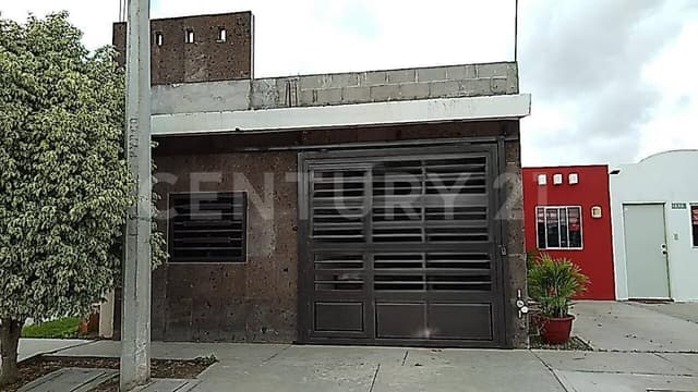 CASA EN RENTA en Alamos Country, Los Mochis, Sinaloa.