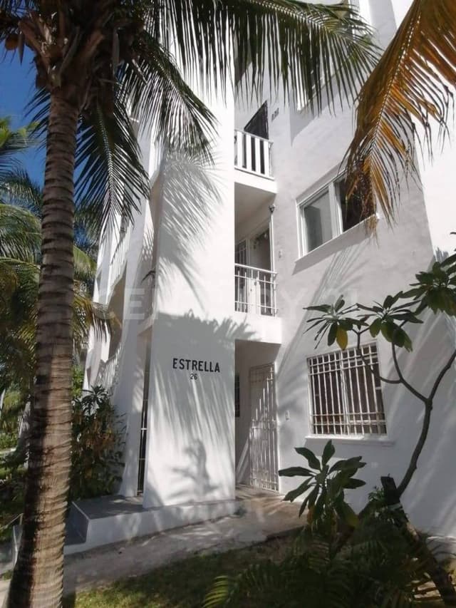 Renta penthouse amueblado con rooftop en Bahia azul Cancún AF0525