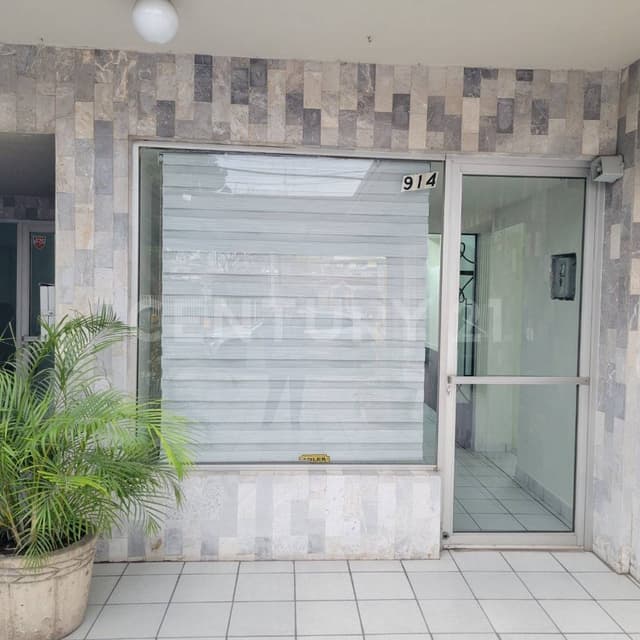 RENTA DE LOCAL COMERCIAL U OFICINAS