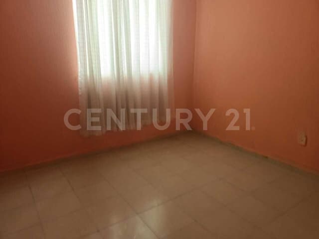 Casa en venta, tres niveles, Cumbres Nicolás Romero