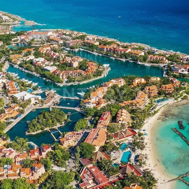 CASA EN VENTA EN PUERTO AVENTURAS